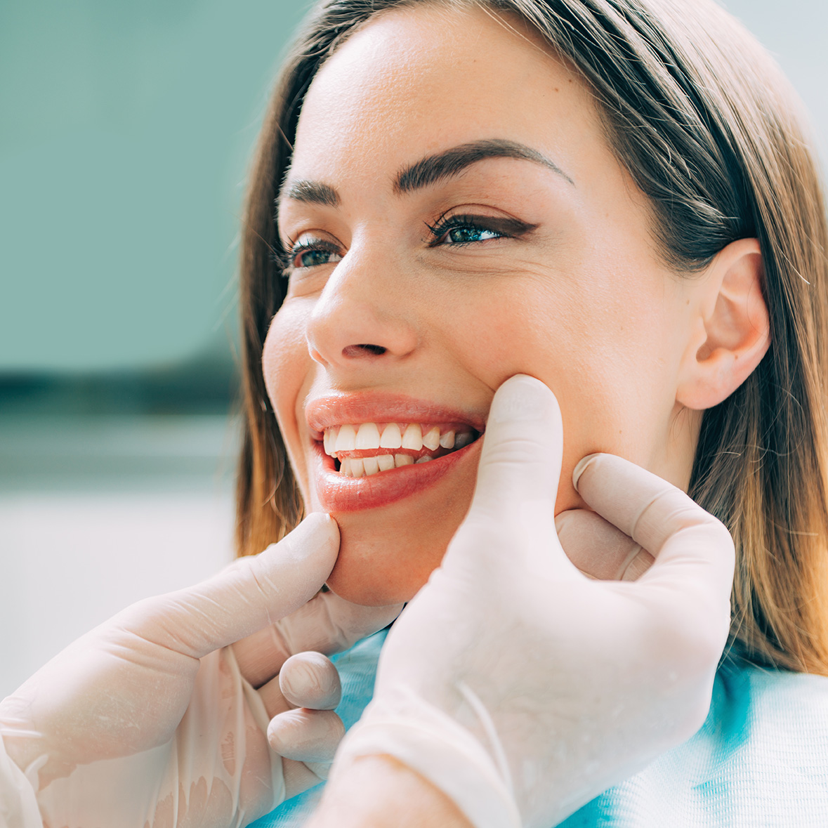 A welcoming family moment at MM Dentistry